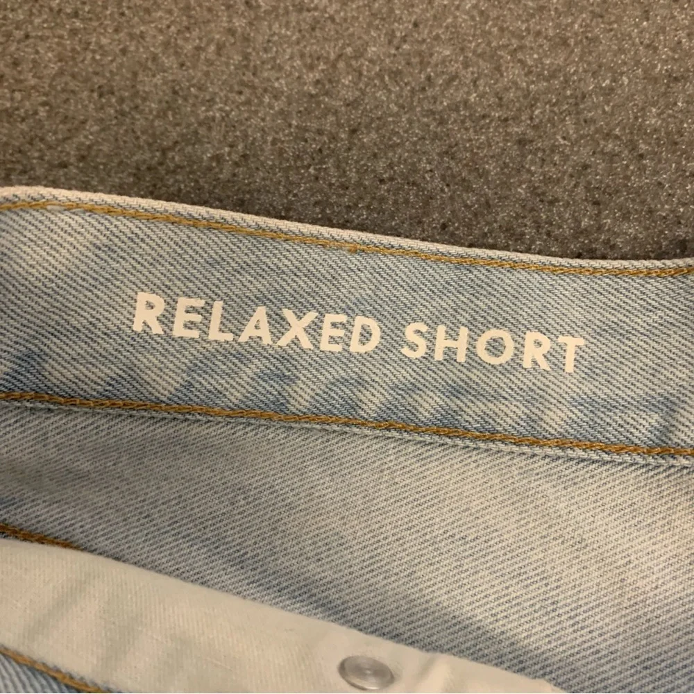 J. Crew relaxed fit denim jean shorts Size 27 minimalist basic vacation beach